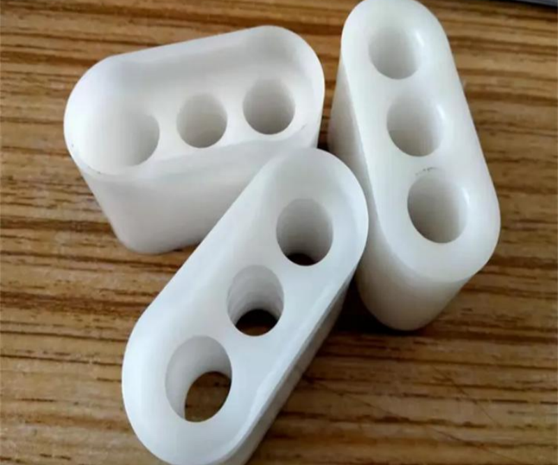 ABS注塑前用硅烷偶聯(lián)劑改性的作用：多維度性能提升的科學(xué)解析